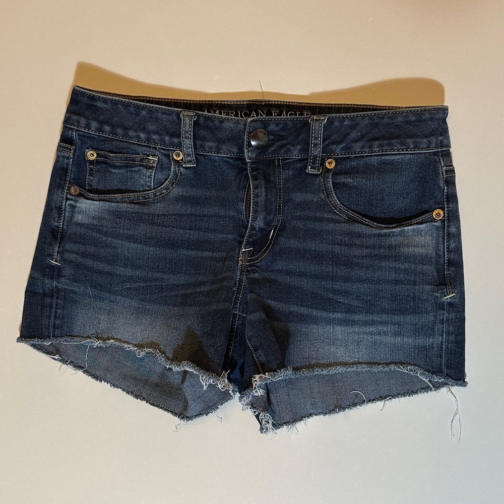 American Eagle Women's Size 8 Hi-Rise Shortie Denim Shorts
